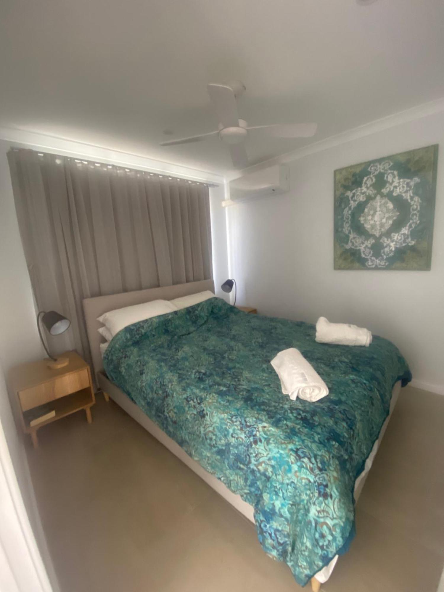 Pelican Shore Oceanfront Villa 6 Калбари Екстериор снимка
