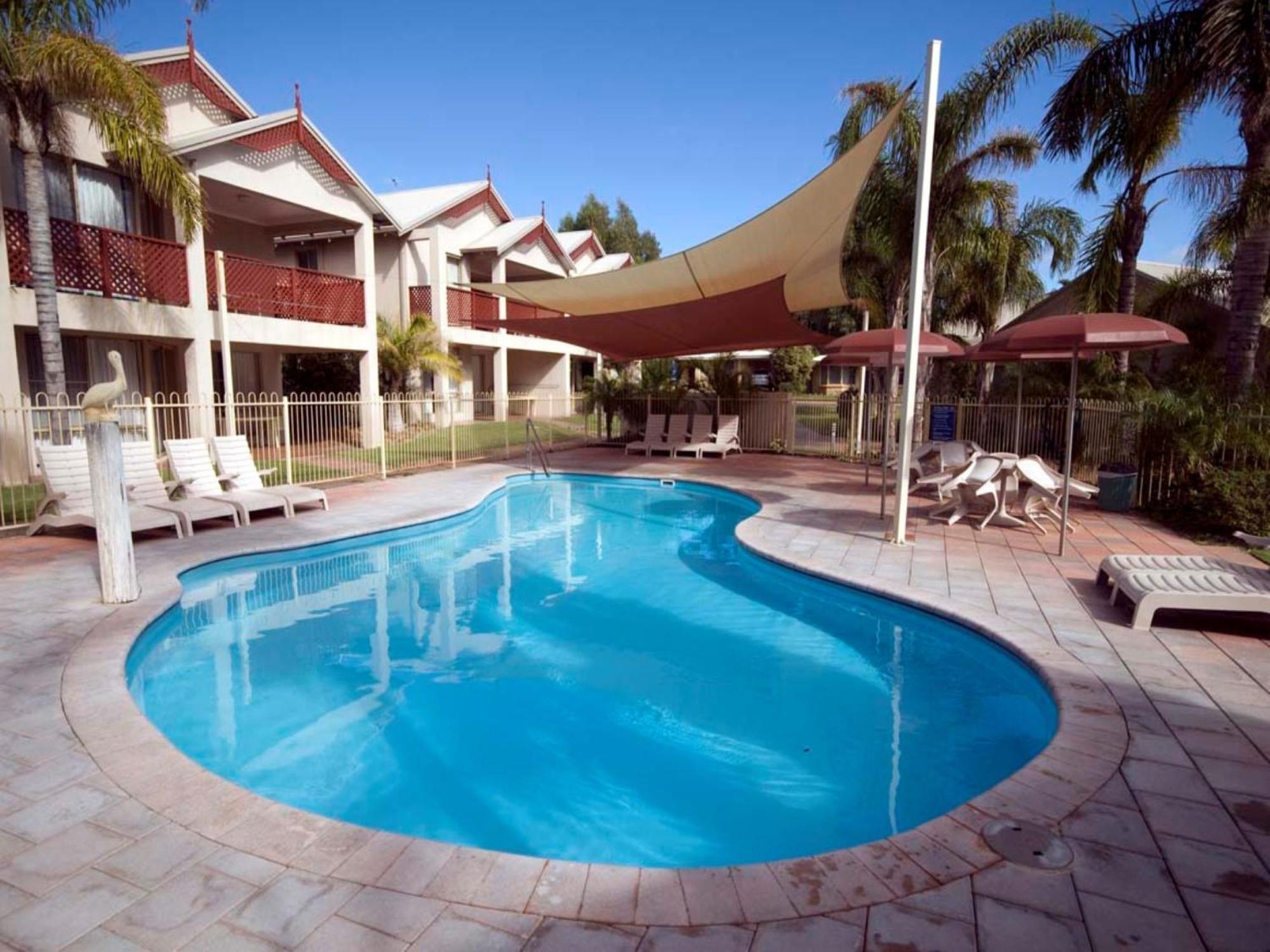 Pelican Shore Oceanfront Villa 6 Калбари Екстериор снимка